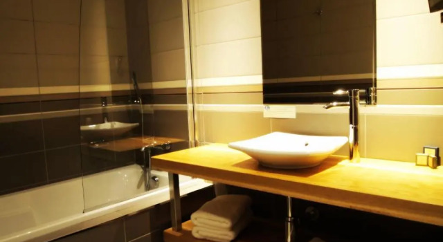 Номер Comfort Hôtel Abbartello