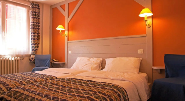 Logis Auberge des Cevennes, Book Hostel / Vandrerhjem Hostels i Ardèche, Hostel / Vandrerhjem