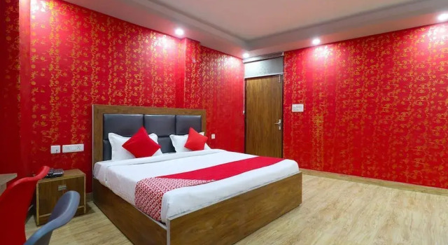 Classic Hotel by OYO Rooms