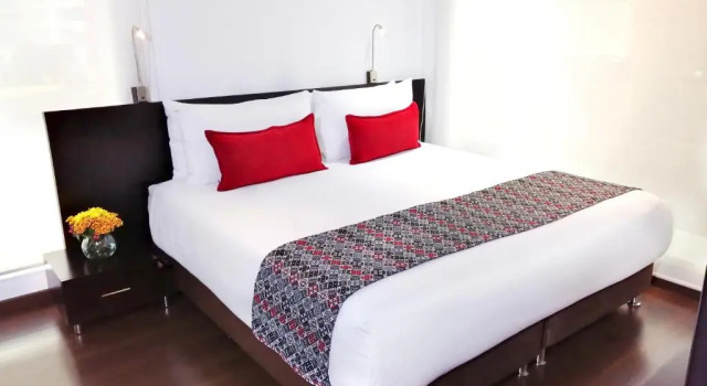 Люкс Richmond Suites Hotel