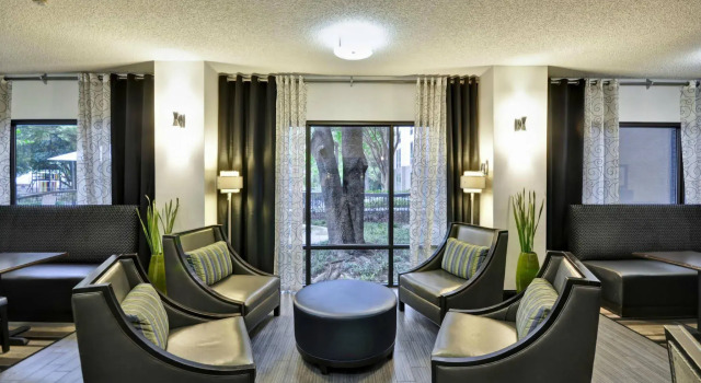 Hampton Inn Austin North @ I - 35 & Hwy 183