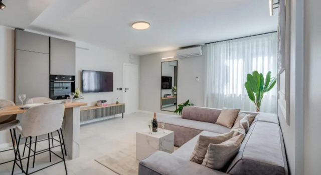 Апартаменты c 1 комнатой Beachfront Apartment Split