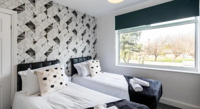 Апартаменты Modern & Contractors & Leisure & Driveway Parking & Garden