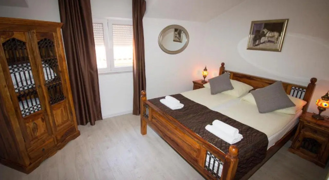 Апартаменты Hotel Villa Nadin