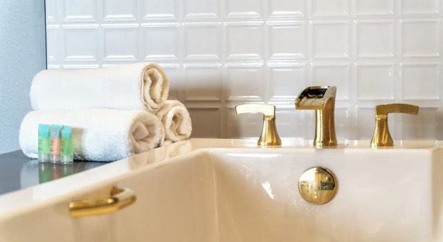 Двухместный номер Luxury Aspire Inn Studios & Spas