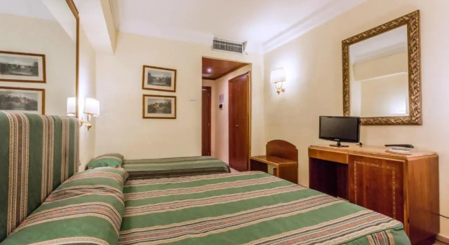 Трёхместный номер Standard Raeli Hotel Siracusa