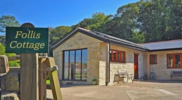 Follis Cottage, Varaa Lomakoti Mökit kohteessa Merseyside, Mökki