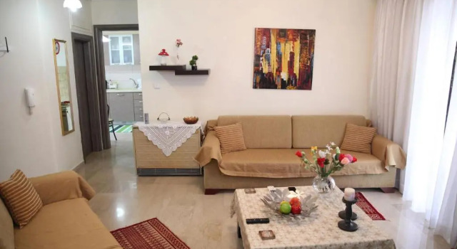Апартаменты Cozy/Comfortable flat 50 sq flat, 15' from city's centre. Great VFM!
