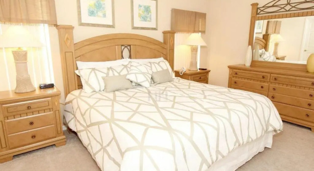 Cozy vacation home near to Disney 2619, Book Hotel Hoteller i Four Corners med pool, Swimmingpool