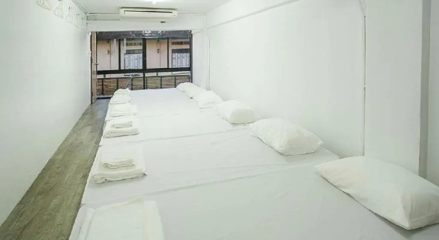 Кровать в общем номере The Port Hostel