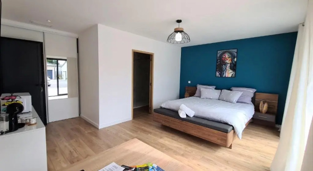La suite de la route des chateaux, Rezerwuj Hotel Arsac Medoc