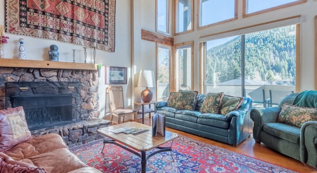 Sage Road 320 C - 3 Br Home, Buchen Sie Ferienhaus Ketchum Sun Valley, in der Nähe von Flying Squirrel