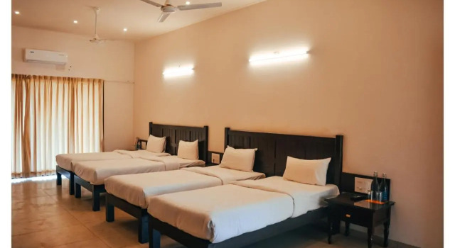 Riverside County Resort, Забронировать Курортный отель Отели штата Махараштры 4 звезды, 4*