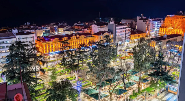 Люкс с балконом Park Square Hotel