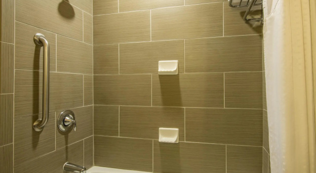 Четырёхместный номер Standard Holiday Inn Express Hotel & Suites Hobbs by IHG