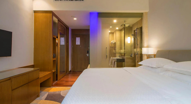Двухместный номер Standard с частичным видом на море Four Points by Sheraton Manado