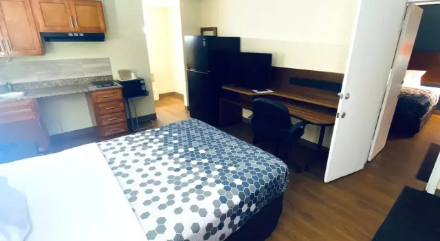 Семейный люкс c 1 комнатой Travelodge by Wyndham Shamokin Dam/Selinsgrove
