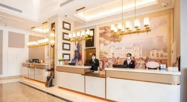 Pandora Business Hotel (Tianjin Jinzhongjie Subway Station)