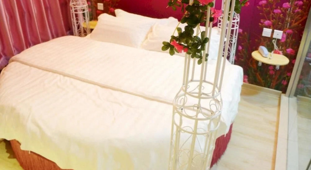 Koala Hotel Beijing Jishuitan Branch, Book Hotel Hoteller i Beijing Province med parkering, Parkering