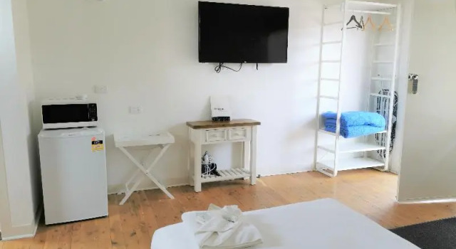 Четырёхместный семейный номер Standard c 1 комнатой Bathurst Explorers Motel