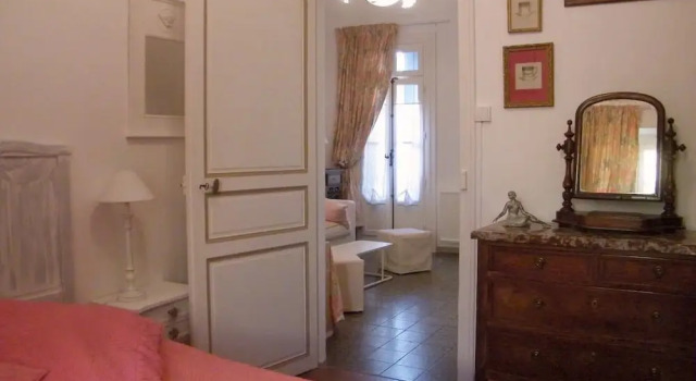 Le Gite de Rose, Book Hotel Caux Hérault