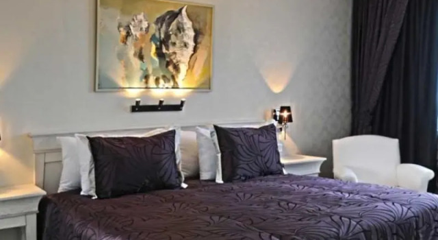 Одноместный номер Standard Emerald Hotel