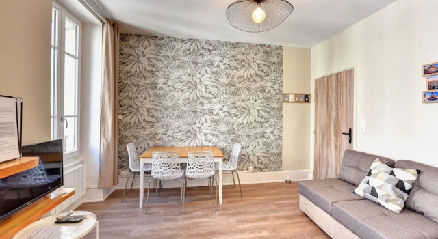 LAppart Elegance Part Dieu, Забронировать Отель 03. Ла-Пардье Лион, рядом с Станция метро Saxe-Gambetta
