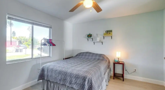 Коттедж Fort Myers Vacation Home w/ Patio ~ 14 Mi to Beach