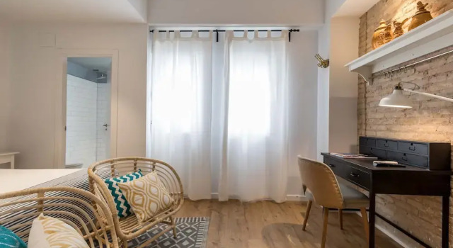 Maison Reina B&B, Забронировать Отель «постель и завтрак» Поблатс Маритимс 