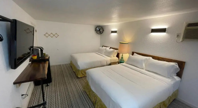 The Aztec Motel & Creative Space, Забронировать Мотель Селигмэн Гранд-Каньон