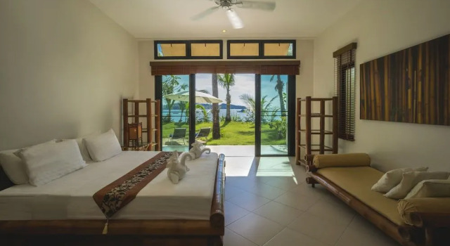 Luxury Beach Front Noble House Villa