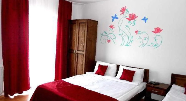 Pensiunea Izișoara Resort, Забронировать Курортный отель Отели Зэрнешти 3 звезды, 3*