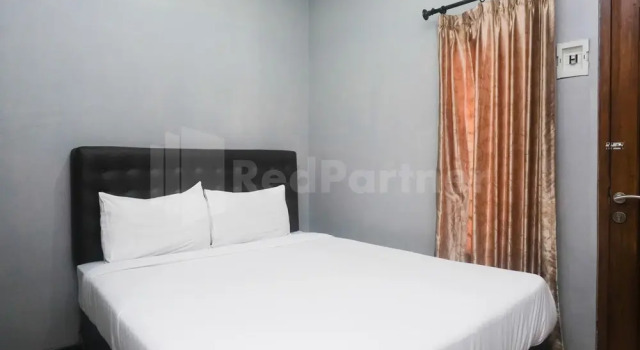 Номер Standard Al Abror Homestay Mandala Krida Mitra RedDoorz