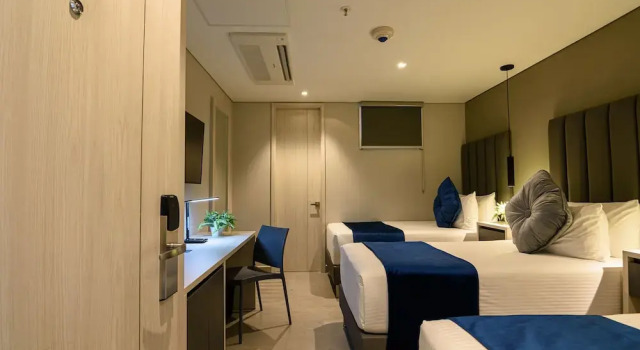 Трёхместный номер Standard 4 Sur Hotel