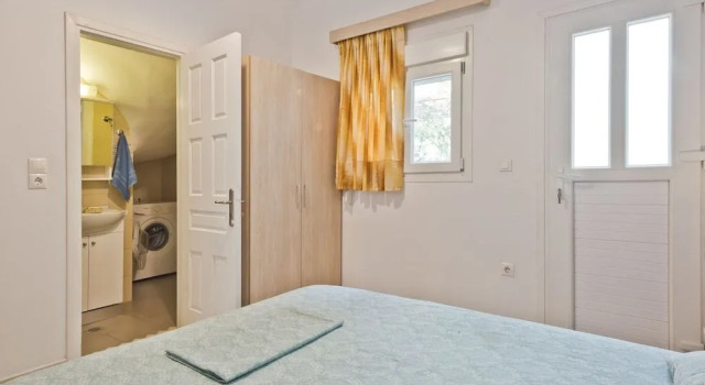 City Center Apartment, Book Lejlighed Finiki Grækenland