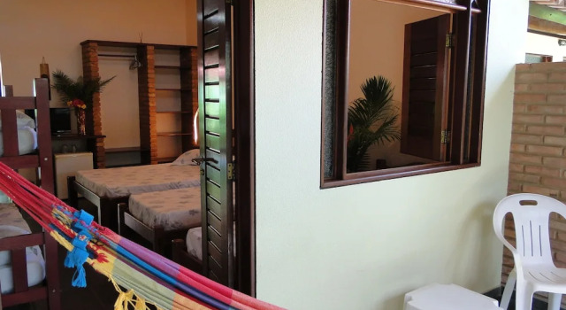 Четырёхместный номер Standard Цокольный этаж Hotel Pousada Arco Iris