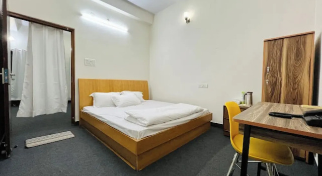 Living Studio, Rezervovat Hotel Patna Bangalore