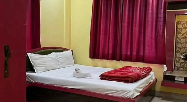 Номер Deluxe Fabhotel Asha Inn