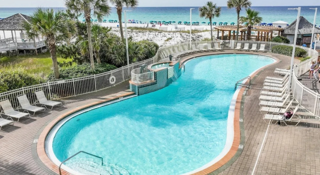 Двухместный номер Standard с балконом Pelican Beach Resort 2006