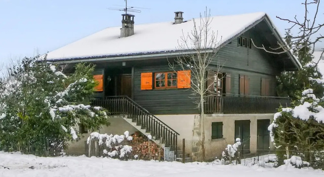 Chalet With 4 Bedrooms in Alex, With Wonderful Mountain View, Furnishe, Забронировать Шале Виллы Овернь-Рона-Альпы, Вилла
