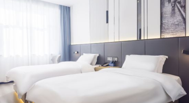 Huaji Wenyue Hotel (Weifang Minzhu Street North High-speed Railway Station), Prenota Hotel Hotel a Shandong con parcheggio, Parcheggio