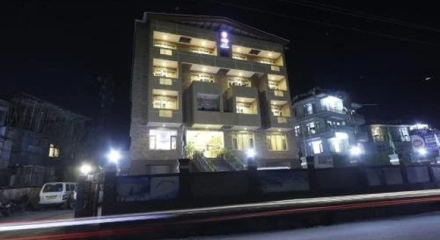 Hotel Manali Paradise, Забронировать Отель Недорогие отели Манали, недорого