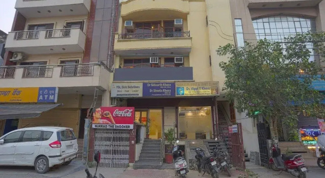 Oyo 41667 Paschim Vihar Inn