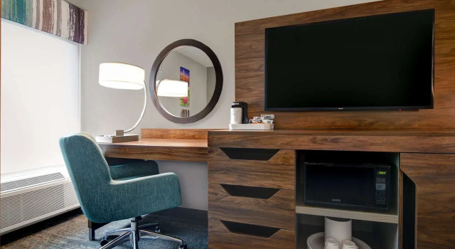 Четырёхместный номер Standard Hampton Inn Patriots Point