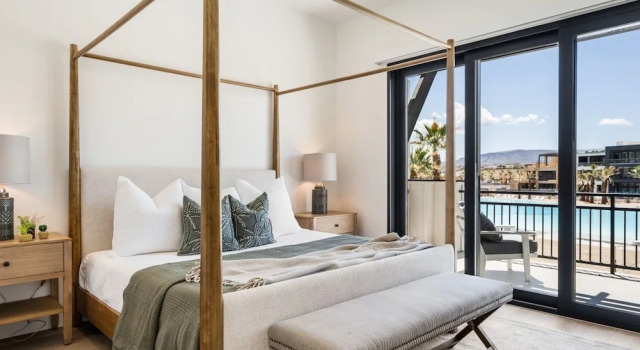 The Beach Front 2.0 7 Bedroom Home, Varaa Lomakoti St. George 