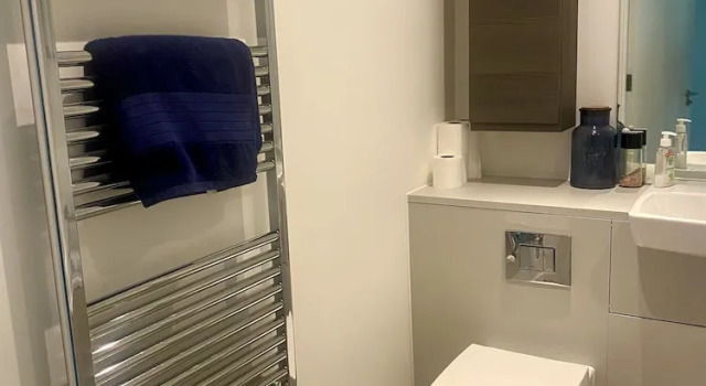 Luxorious 2-bedroom Townhouse in Carshalton, Rezervați Hotel Carshalton Sutton