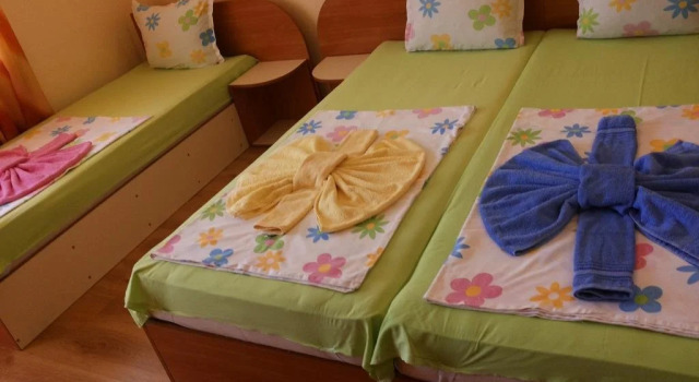 Ivanovi Guest House, Забронировать Гостевой дом Гостевые дома Приморско, Гостевой дом
