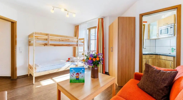 Апартаменты Hotel Engel - Familotel Hochschwarzwald
