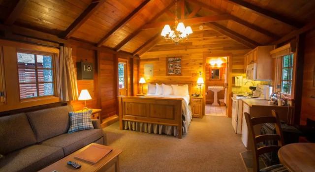 Бунгало Paradise Lodge and Bungalows