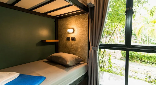 Кровать в общем номере Link Hostel Aonang - Adults Only